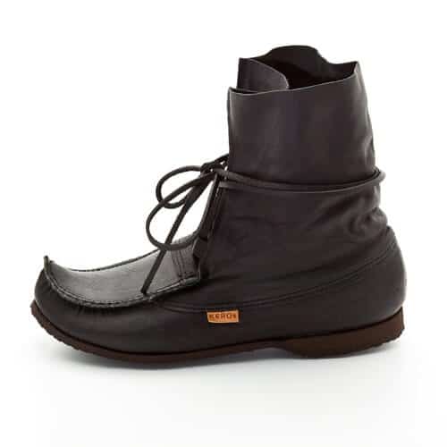 Mustanlaskuinen vesinokkaeläin